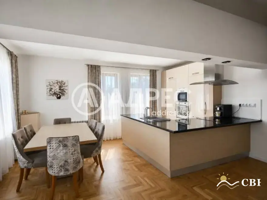 Apartment, 3-room, 115 m², in Varna. Photo 1 of 16. Varna, Black Sea, Bulgaria. Cheap Beach Holiday.