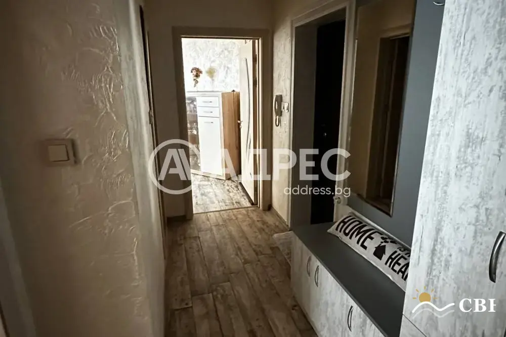 Apartment, 2-room, 70 m², in Burgas. Photo 8 of 10. Burgas, Black Sea, Bulgaria. Cheap Beach Holiday.
