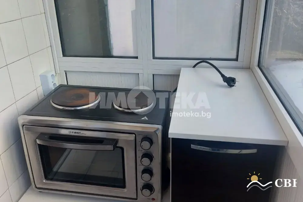 Apartment, 2-room, 70 m², in Burgas. Photo 4 of 13. Burgas, Black Sea, Bulgaria. Cheap Beach Holiday.
