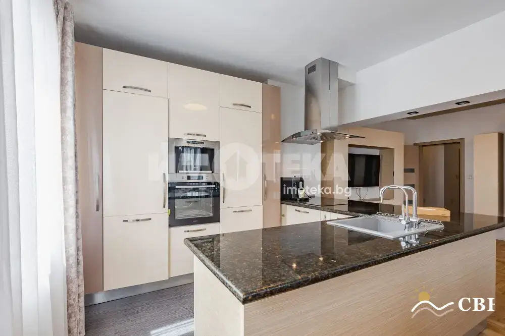 Apartment, 3-room, 115 m², in Varna. Photo 9 of 16. Varna, Black Sea, Bulgaria. Cheap Beach Holiday.