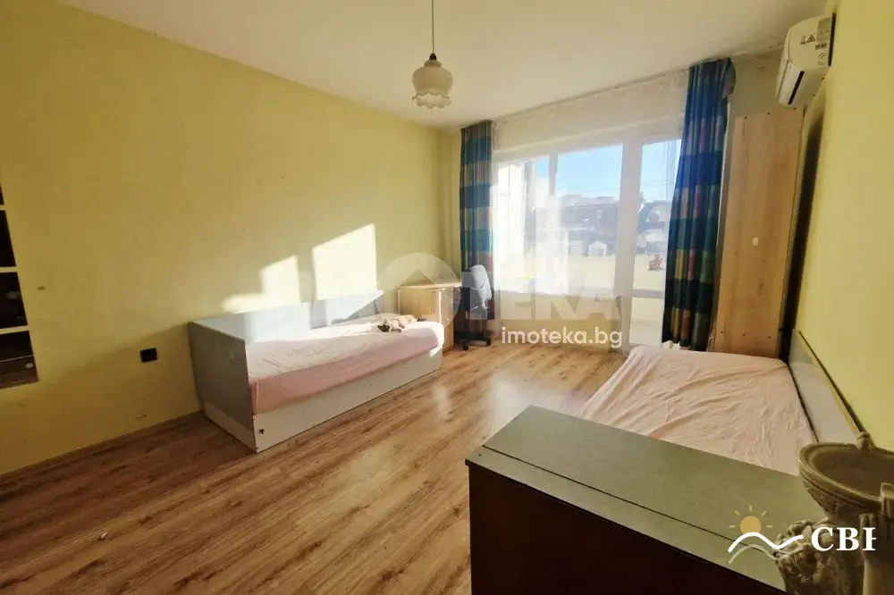 Apartment, 3-room, 70 m², in Varna. Photo 5 of 6. Varna, Black Sea, Bulgaria. Cheap Beach Holiday.