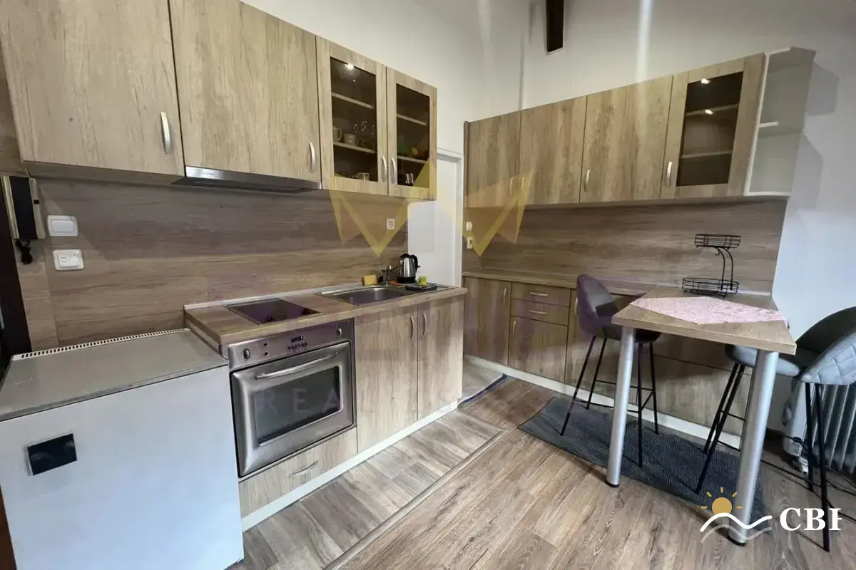 Apartment, 1-room, 35 m², in Varna. Photo 1 of 7. Varna, Black Sea, Bulgaria. Cheap Beach Holiday.