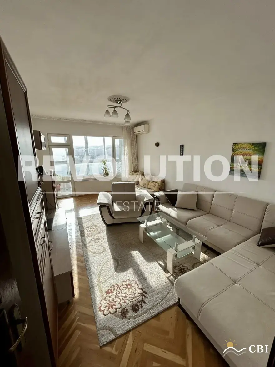 Apartment, 4-room, 105 m², in Varna. Photo 2 of 7. Varna, Black Sea, Bulgaria. Cheap Beach Holiday.