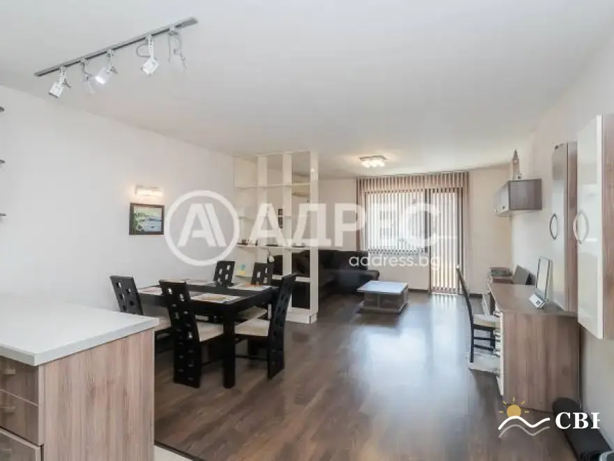 Apartment, 3-room, 130 m², in Varna. Photo 3 of 16. Varna, Black Sea, Bulgaria. Cheap Beach Holiday.
