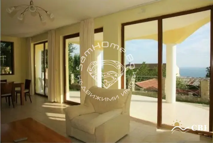House, 3-room, 198 m², in Varna. Photo 1 of 16. Varna, Black Sea, Bulgaria. Cheap Beach Holiday.