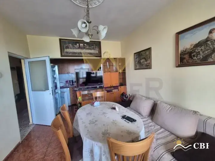 Apartment, 4-room, 100 m², in Varna. Photo 1 of 14. Varna, Black Sea, Bulgaria. Cheap Beach Holiday.
