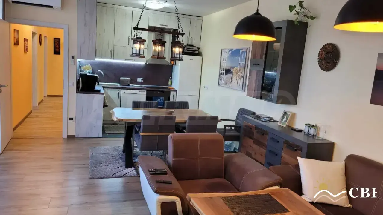 Apartment, 3-room, 99 m², in Sarafovo. Photo 2 of 16. Sarafovo, Black Sea, Bulgaria. Cheap Beach Holiday.