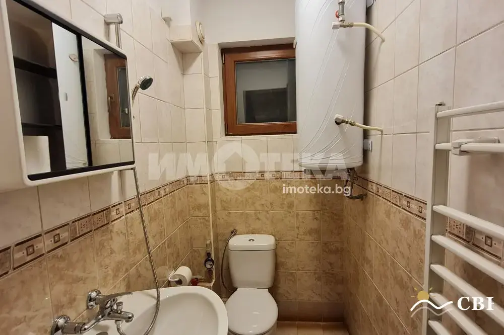 Apartment, 3-room, 120 m², in Varna. Photo 8 of 10. Varna, Black Sea, Bulgaria. Cheap Beach Holiday.