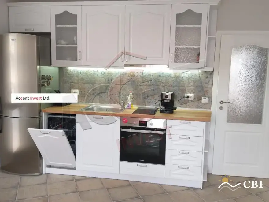 Apartment, 3-room, 80 m², in Varna. Photo 2 of 13. Varna, Black Sea, Bulgaria. Cheap Beach Holiday.