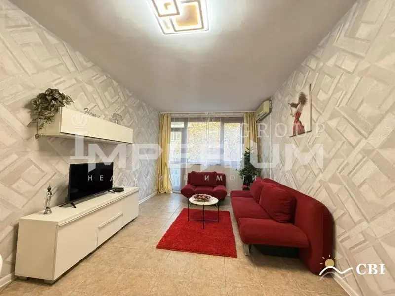 Apartment, 1-room, 3759.3 m², in Varna. Photo 1 of 12. Varna, Black Sea, Bulgaria. Cheap Beach Holiday.