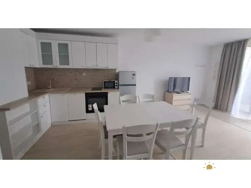 Apartment, 4-room, 160 m², in Varna. Photo 8 of 12. Varna, Black Sea, Bulgaria. Cheap Beach Holiday.