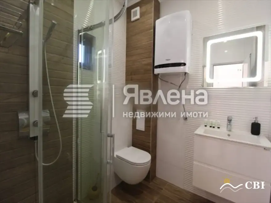 House, 1-room, 220 m², in Varna. Photo 8 of 14. Varna, Black Sea, Bulgaria. Cheap Beach Holiday.