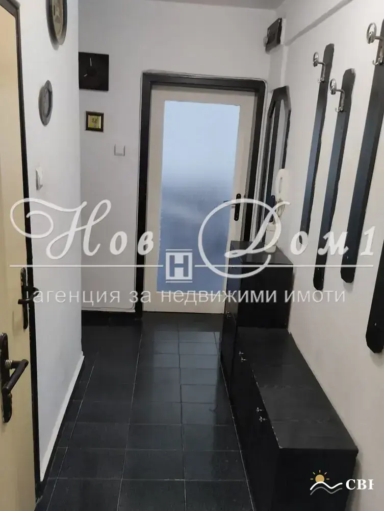 Apartment, 3-room, 70 m², in Varna. Photo 9 of 11. Varna, Black Sea, Bulgaria. Cheap Beach Holiday.