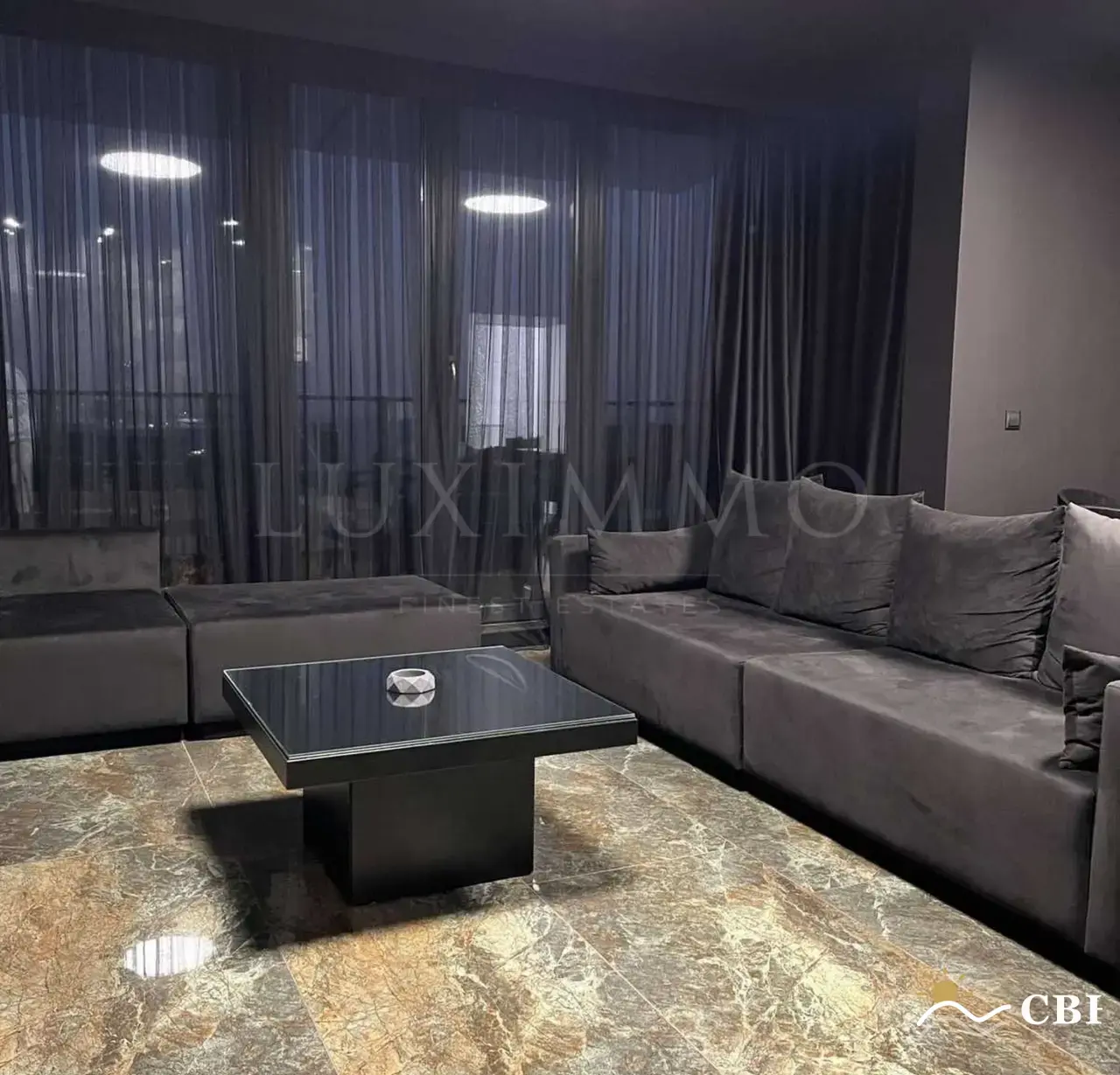 Apartment, 3-room, 120 m², in Varna. Photo 3 of 16. Varna, Black Sea, Bulgaria. Cheap Beach Holiday.