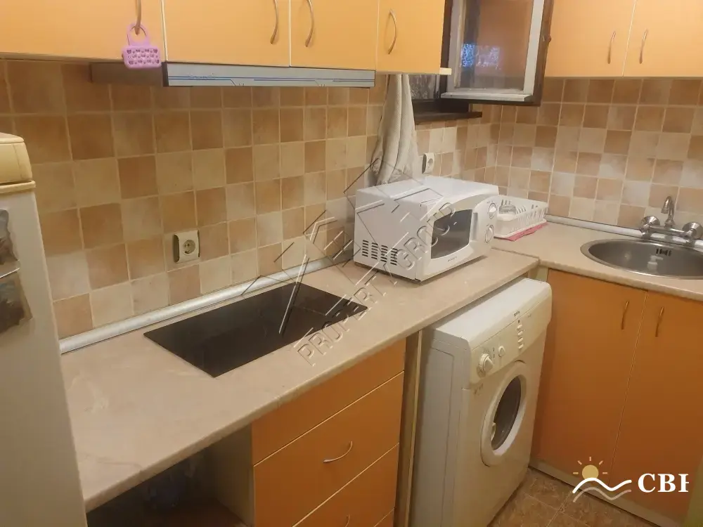 Apartment, 2-room, 55 m², in Sarafovo. Photo 1 of 9. Sarafovo, Black Sea, Bulgaria. Cheap Beach Holiday.