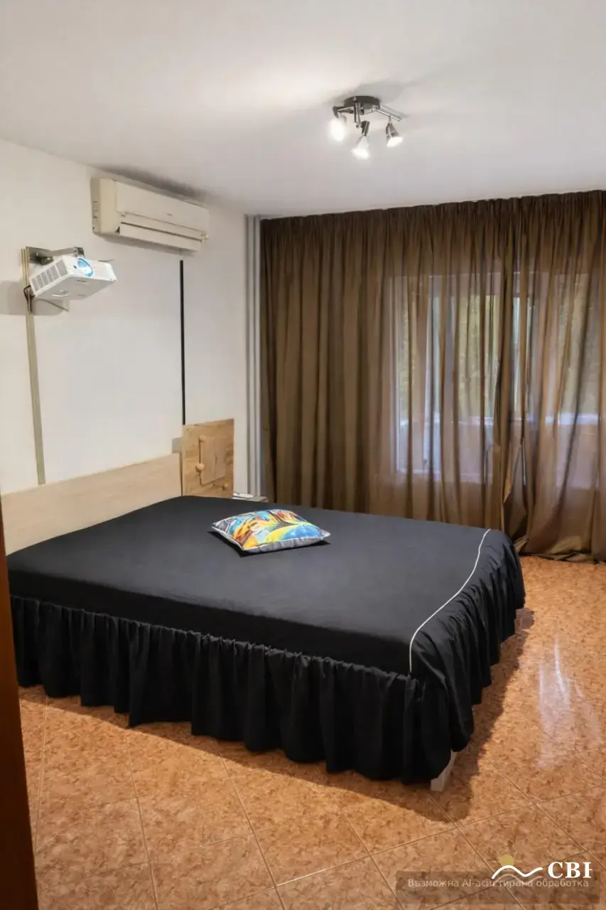 Apartment, 1-room, 90 m², in Varna. Photo 4 of 6. Varna, Black Sea, Bulgaria. Cheap Beach Holiday.