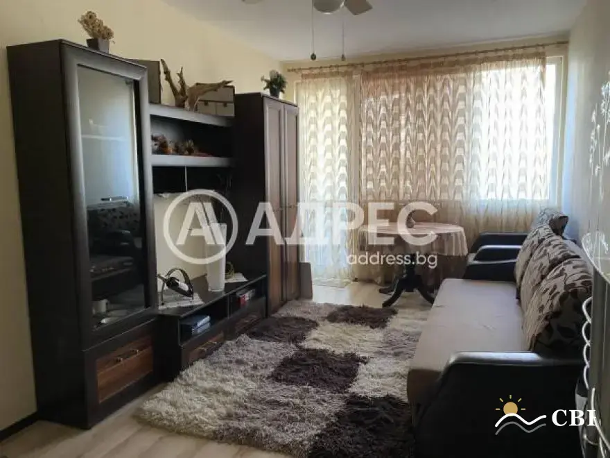 Apartment, 1-room, 42 m², in Burgas. Photo 2 of 8. Burgas, Black Sea, Bulgaria. Cheap Beach Holiday.