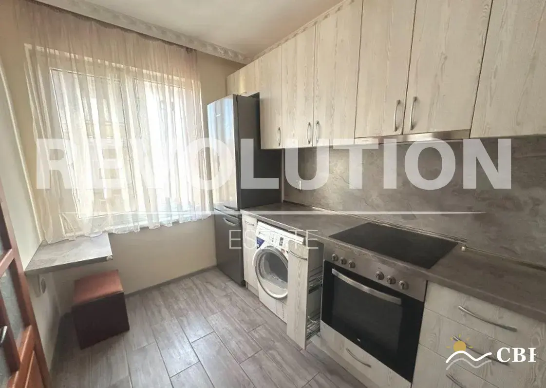Apartment, 4-room, 110 m², in Vinitsa. Photo 4 of 13. Vinitsa, Black Sea, Bulgaria. Cheap Beach Holiday.