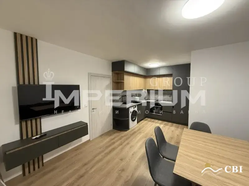 Apartment, 1-room, 24333 m², in Varna. Photo 1 of 7. Varna, Black Sea, Bulgaria. Cheap Beach Holiday.