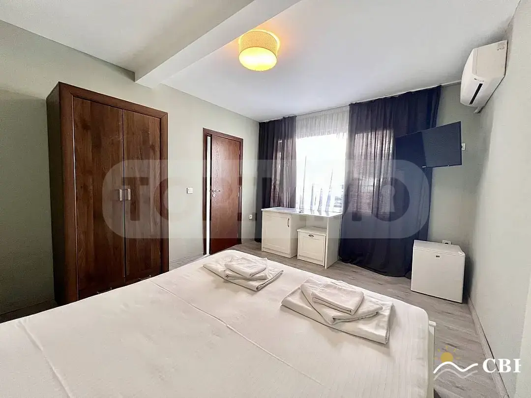 Apartment, 1-room, 60 m², in St. St. Konstantin and Elena. Photo 6 of 9. St. St. Konstantin and Elena, Black Sea, Bulgaria. Cheap Beach Holiday.