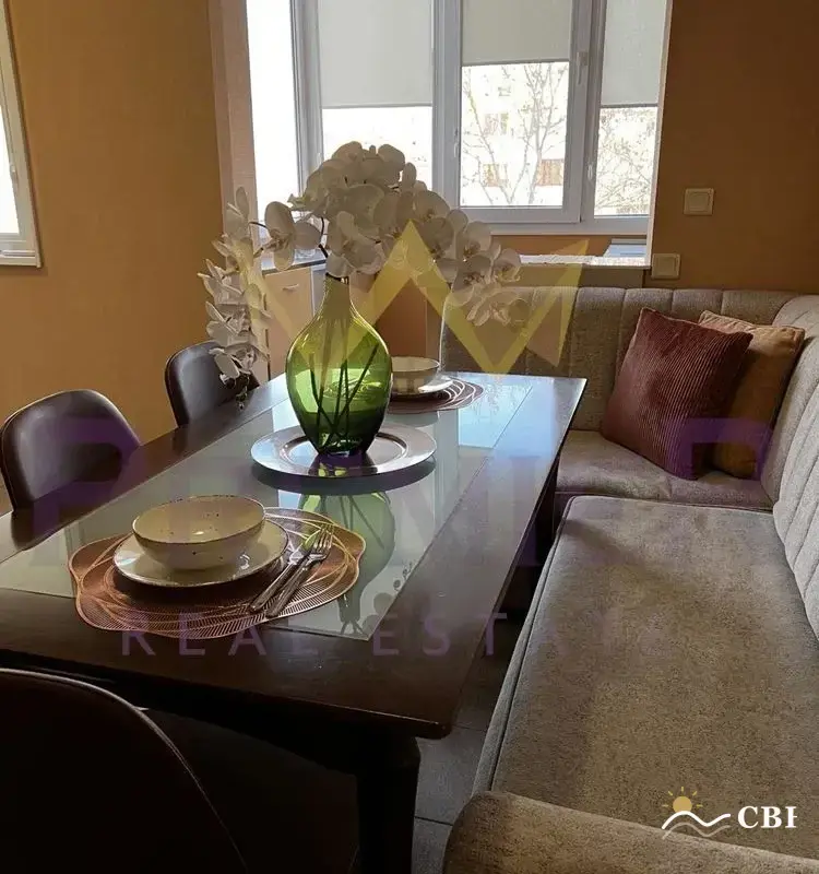 Apartment, 3-room, 80 m², in Varna. Photo 8 of 16. Varna, Black Sea, Bulgaria. Cheap Beach Holiday.