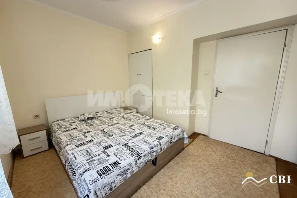 Apartment, 3-room, 100 m², in Varna. Photo 8 of 16. Varna, Black Sea, Bulgaria. Cheap Beach Holiday.