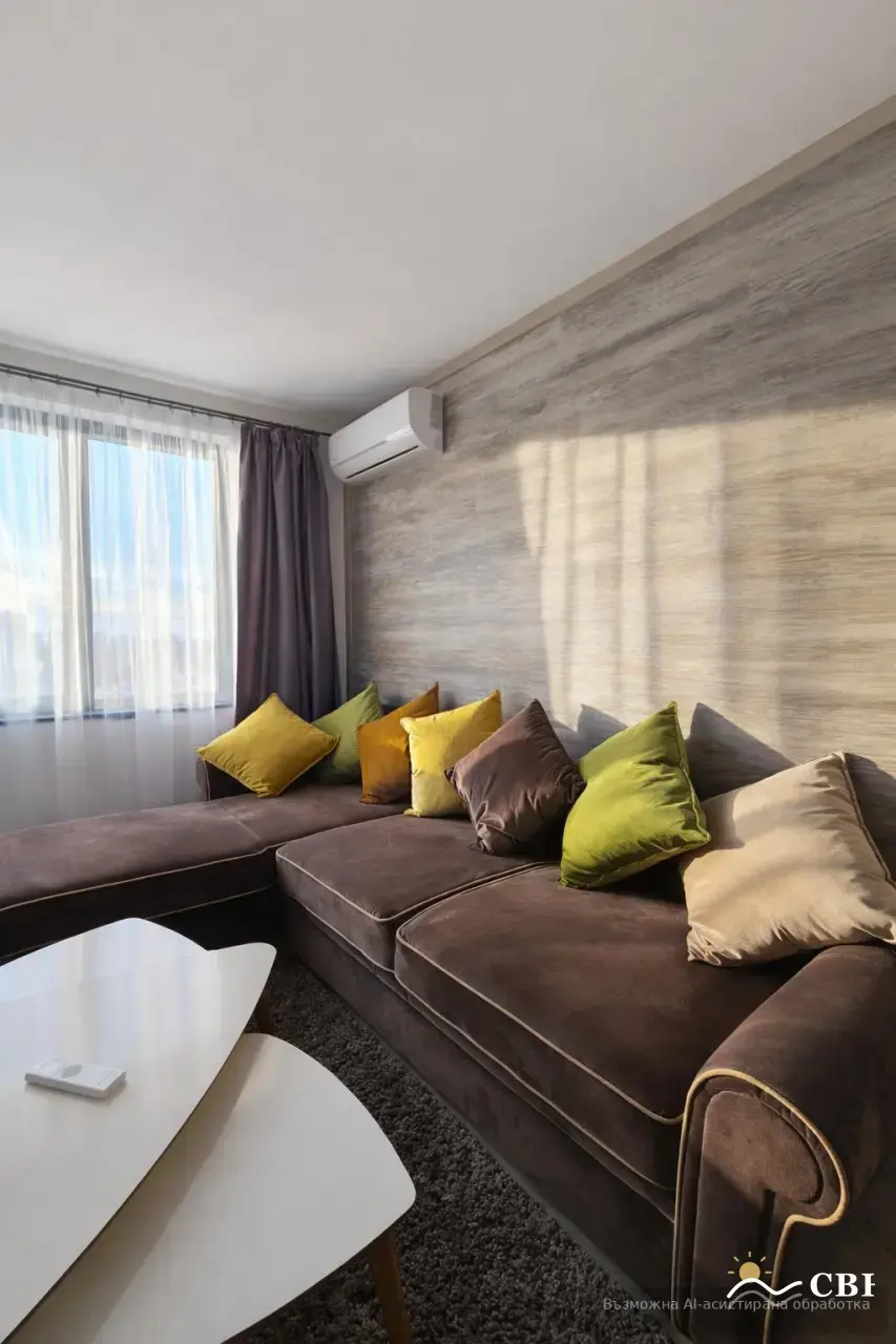 Apartment, 2-room, 75 m², in Burgas. Photo 1 of 7. Burgas, Black Sea, Bulgaria. Cheap Beach Holiday.