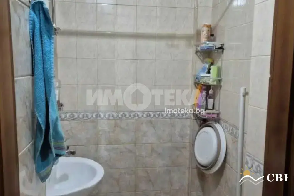 Apartment, 3-room, 72 m², in Varna. Photo 8 of 8. Varna, Black Sea, Bulgaria. Cheap Beach Holiday.