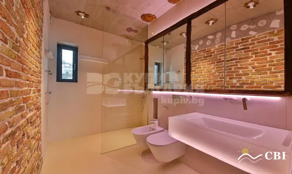 Apartment, 5-room, 200 m², in Varna. Photo 3 of 13. Varna, Black Sea, Bulgaria. Cheap Beach Holiday.