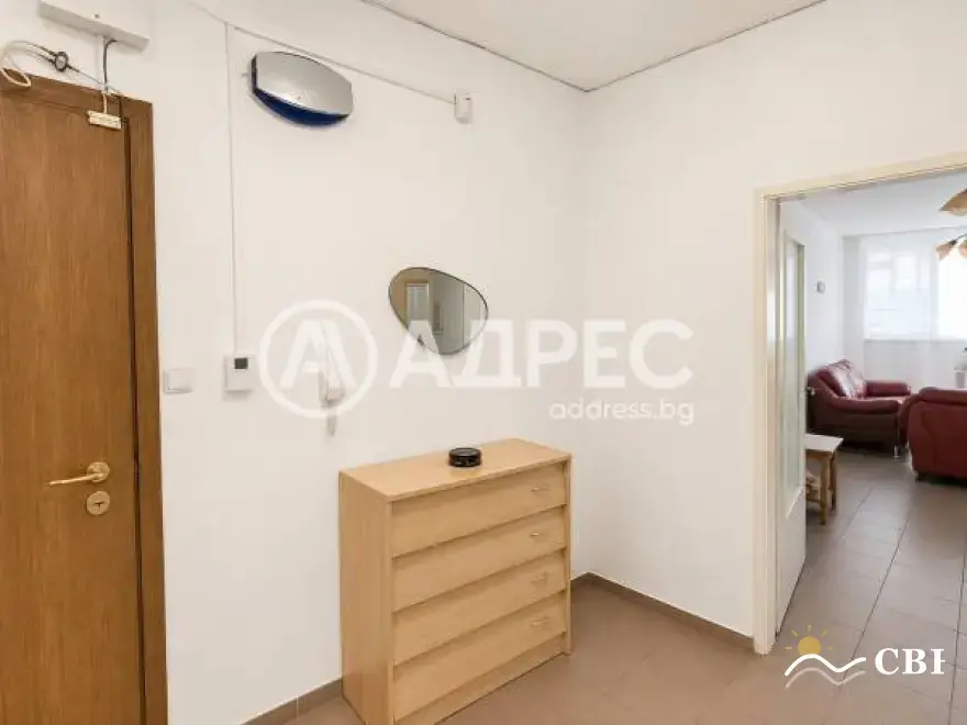 Apartment, 3-room, 140 m², in Varna. Photo 9 of 16. Varna, Black Sea, Bulgaria. Cheap Beach Holiday.