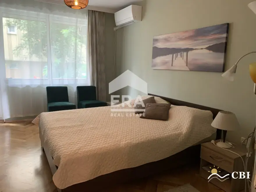 Apartment, 4-room, 80 m², in Burgas. Photo 5 of 10. Burgas, Black Sea, Bulgaria. Cheap Beach Holiday.
