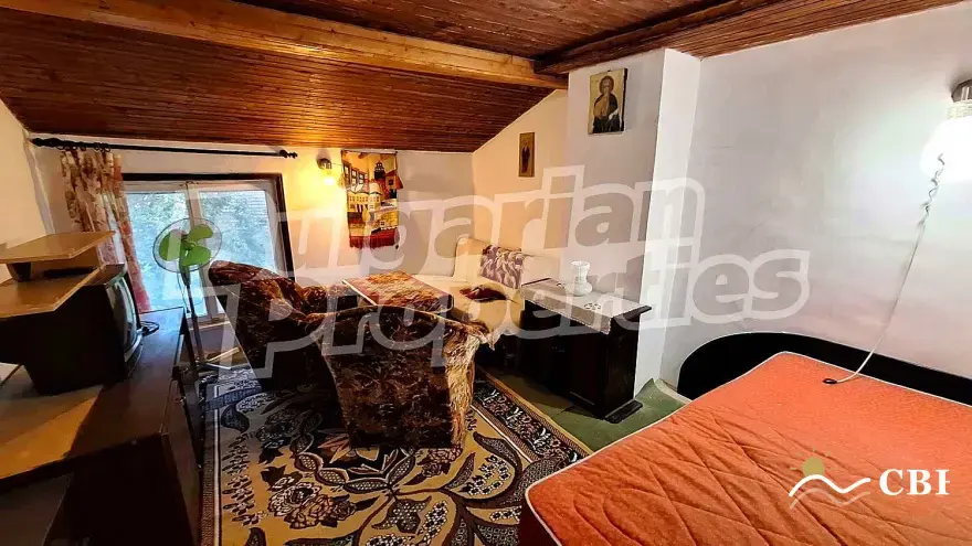 House, 1-room, 75 m², in Gradina. Photo 4 of 12. Gradina, Black Sea, Bulgaria. Cheap Beach Holiday.