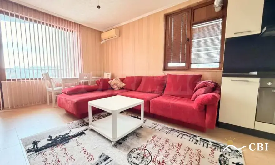 Apartment, 2-room, 60 m², in Burgas. Photo 1 of 12. Burgas, Black Sea, Bulgaria. Cheap Beach Holiday.