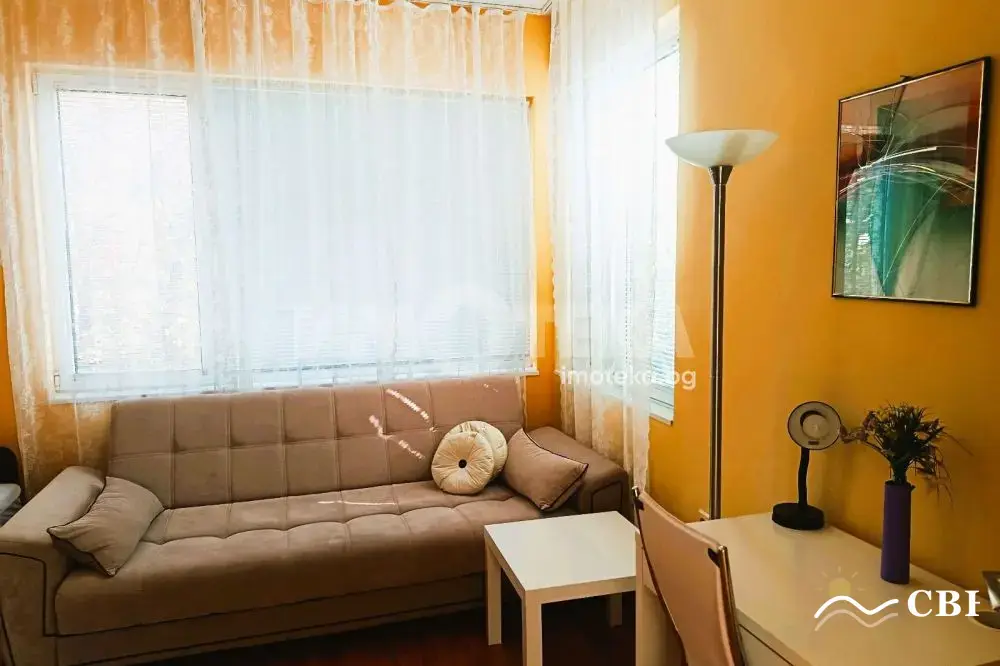 Apartment, 3-room, 75 m², in Varna. Photo 5 of 12. Varna, Black Sea, Bulgaria. Cheap Beach Holiday.