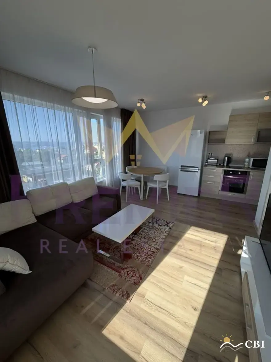 Apartment, 3-room, 90 m², in Varna. Photo 3 of 16. Varna, Black Sea, Bulgaria. Cheap Beach Holiday.