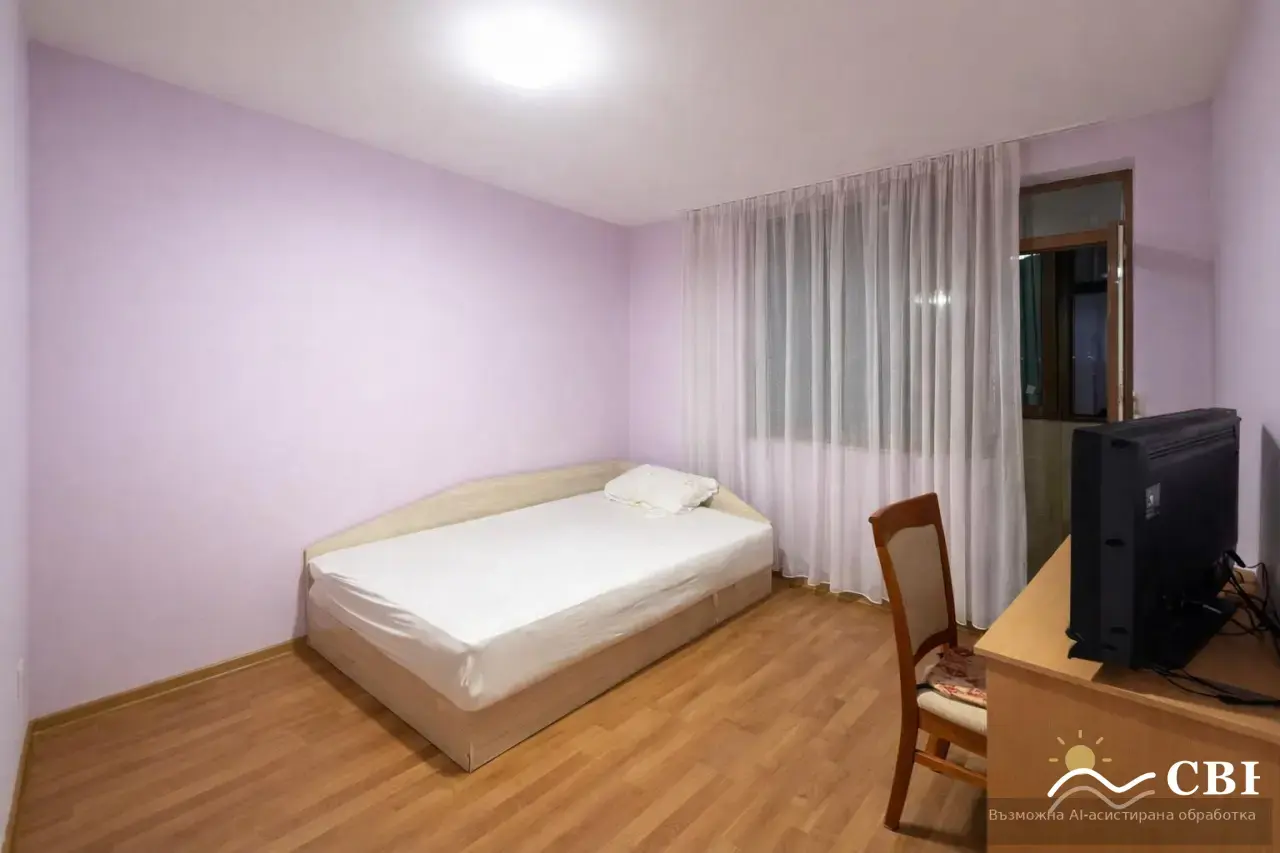 Apartment, 3-room, 130 m², in Varna. Photo 3 of 5. Varna, Black Sea, Bulgaria. Cheap Beach Holiday.