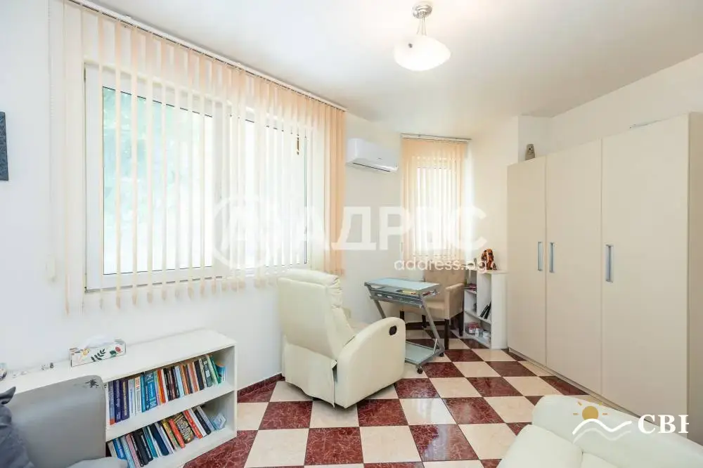 Apartment, 2-room, 50 m², in Varna. Photo 3 of 16. Varna, Black Sea, Bulgaria. Cheap Beach Holiday.