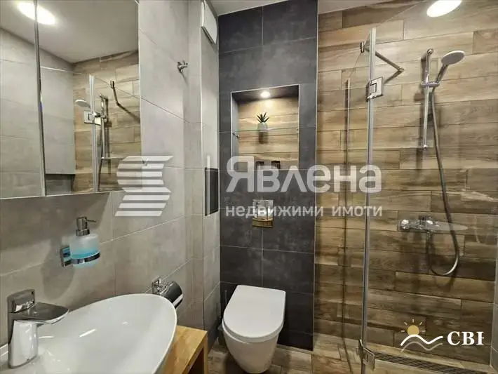 Apartment, 1-room, 60 m², in St. St. Konstantin and Elena. Photo 3 of 10. St. St. Konstantin and Elena, Black Sea, Bulgaria. Cheap Beach Holiday.