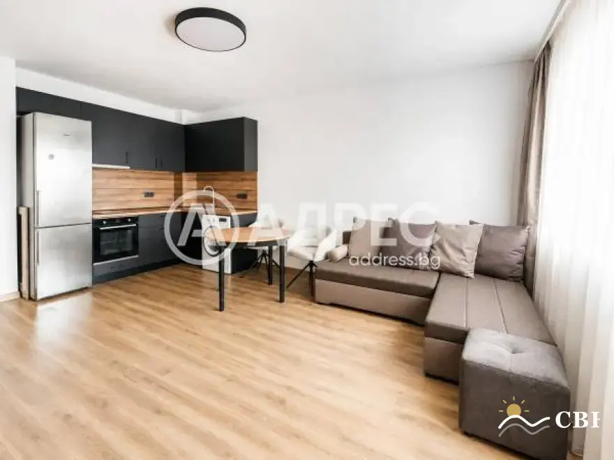 Apartment, 2-room, 65 m², in Izgrev. Photo 1 of 5. Izgrev, Black Sea, Bulgaria. Cheap Beach Holiday.