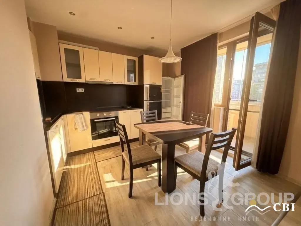Apartment, 2-room, 64 m², in Varna. Photo 1 of 7. Varna, Black Sea, Bulgaria. Cheap Beach Holiday.