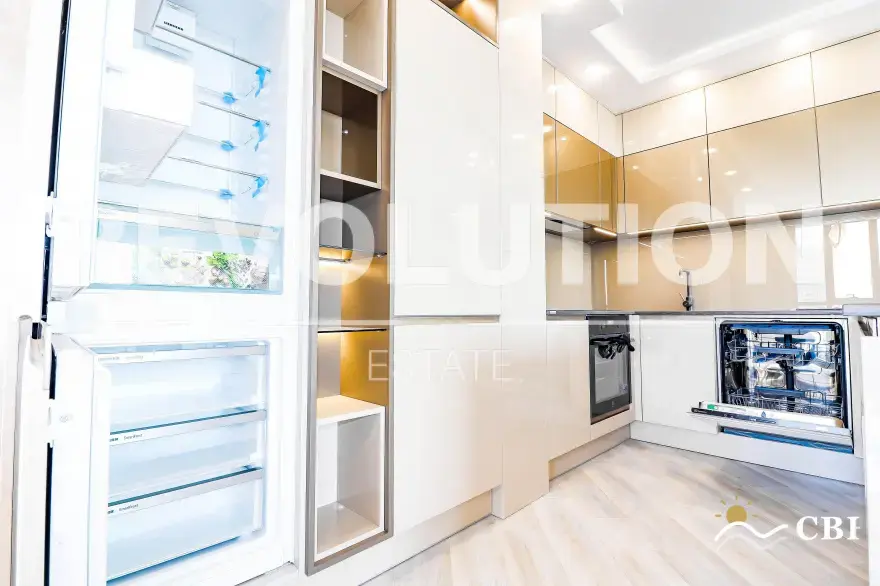 Apartment, 2-room, 100 m², in Varna. Photo 3 of 11. Varna, Black Sea, Bulgaria. Cheap Beach Holiday.