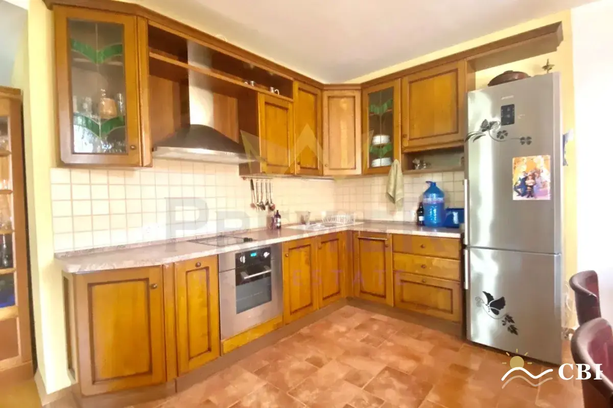 Apartment, 4-room, 150 m², in Varna. Photo 2 of 16. Varna, Black Sea, Bulgaria. Cheap Beach Holiday.