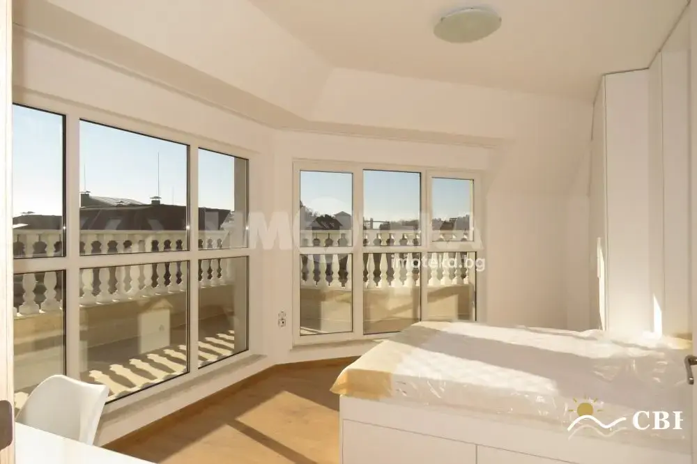 Apartment, 2-room, 105 m², in Varna. Photo 3 of 12. Varna, Black Sea, Bulgaria. Cheap Beach Holiday.