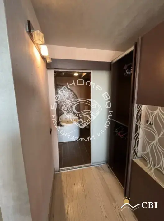 Apartment, 3-room, 140 m², in Varna. Photo 8 of 15. Varna, Black Sea, Bulgaria. Cheap Beach Holiday.