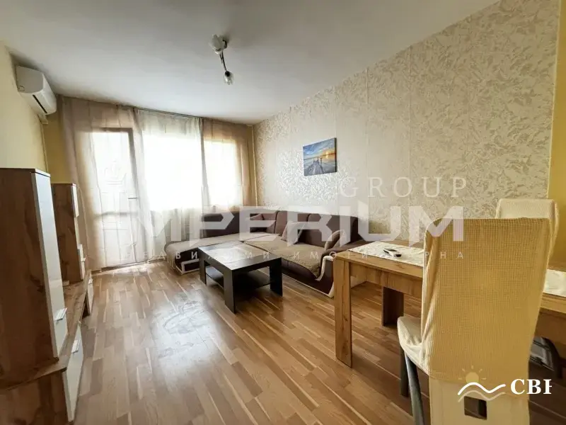 Apartment, 1-room, 303 m², in Varna. Photo 2 of 15. Varna, Black Sea, Bulgaria. Cheap Beach Holiday.