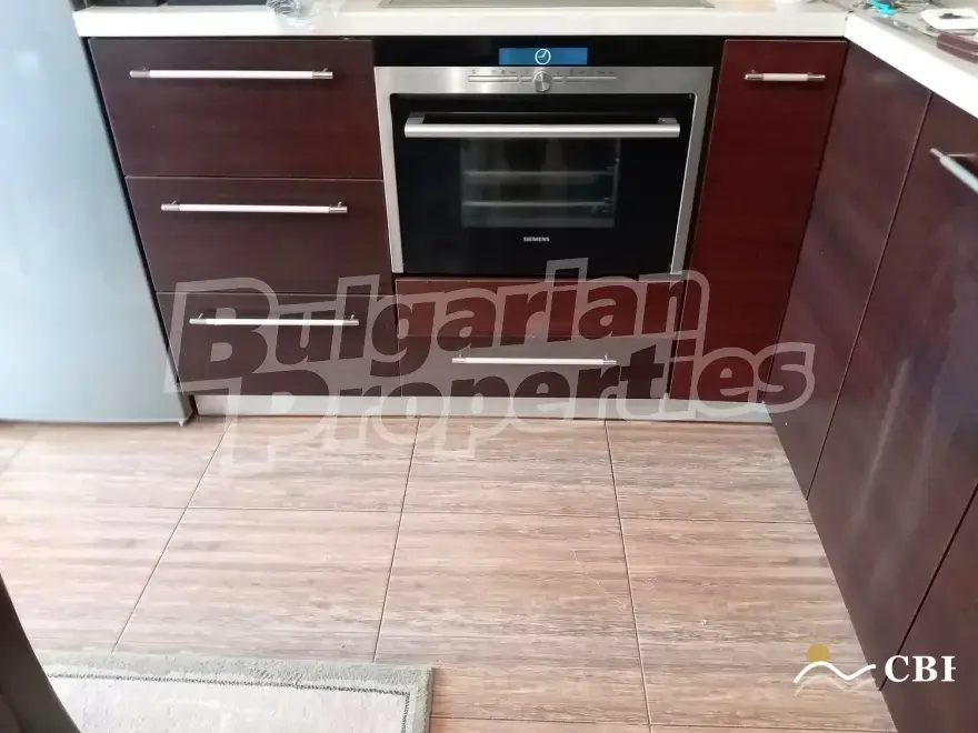 Apartment, 4-room, 97 m², in Varna. Photo 2 of 11. Varna, Black Sea, Bulgaria. Cheap Beach Holiday.