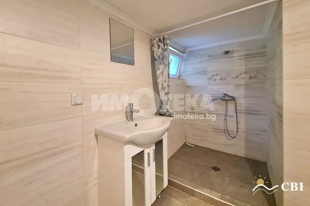 Apartment, 1-room, 45 m², in Varna. Photo 7 of 9. Varna, Black Sea, Bulgaria. Cheap Beach Holiday.