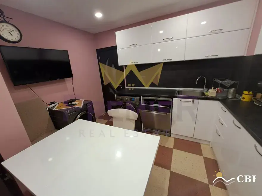 Apartment, 3-room, 61 m², in Varna. Photo 2 of 11. Varna, Black Sea, Bulgaria. Cheap Beach Holiday.