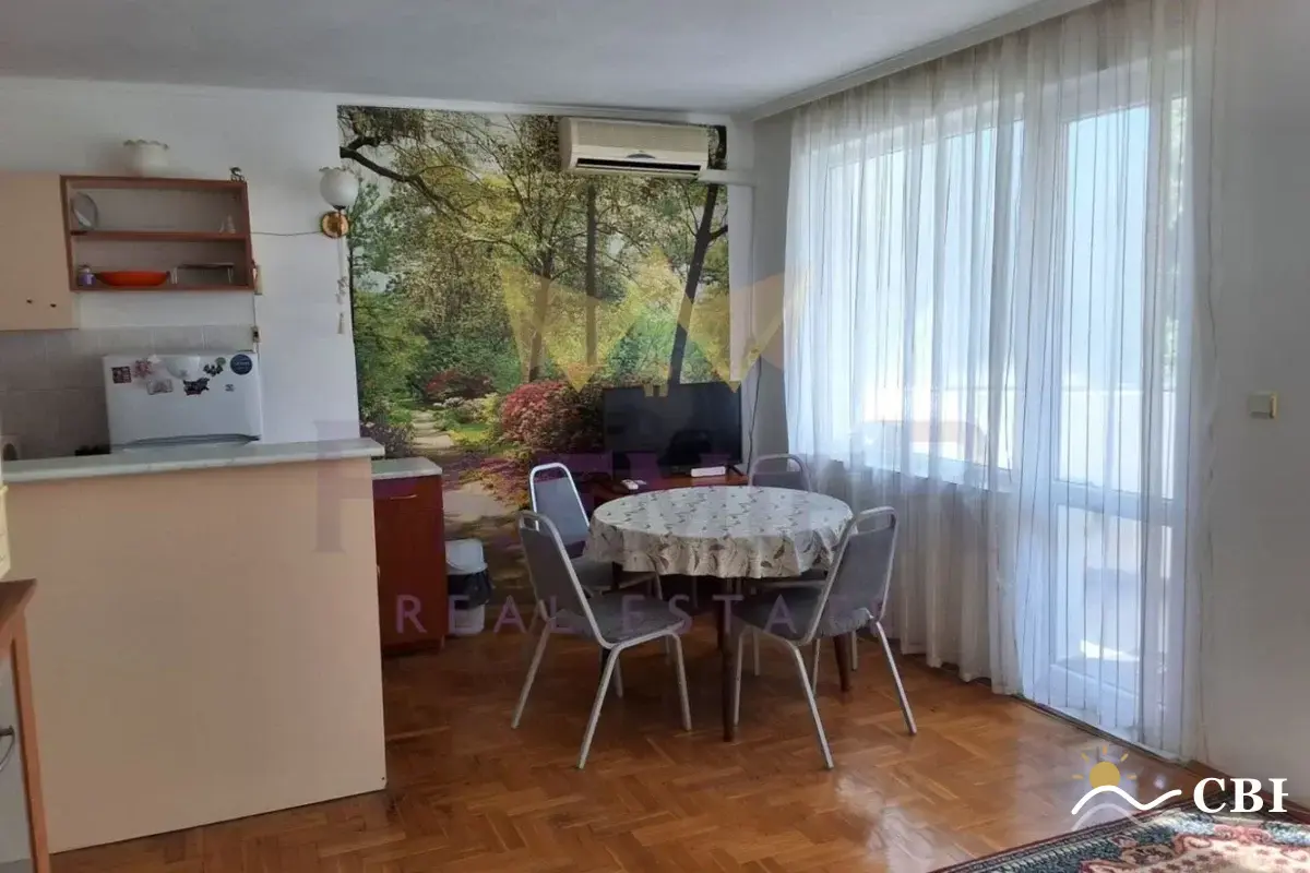 Apartment, 3-room, 90 m², in Varna. Photo 5 of 13. Varna, Black Sea, Bulgaria. Cheap Beach Holiday.