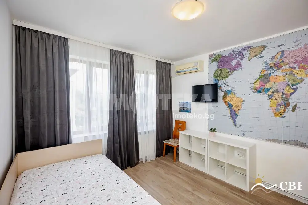 Apartment, 3-room, 115 m², in Varna. Photo 3 of 16. Varna, Black Sea, Bulgaria. Cheap Beach Holiday.